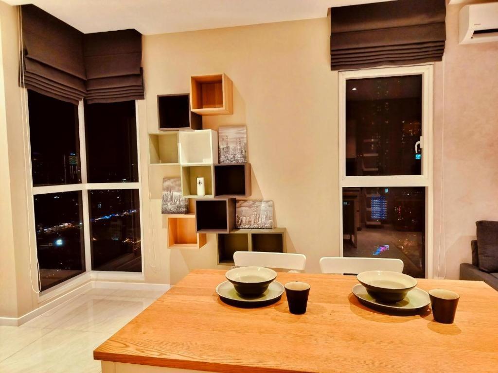 Quill Apartment *